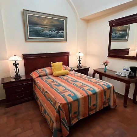 Hotel Antigua Casa De Piedra Σαν Μιγκέλ ντε Αγιέντε Εξωτερικό φωτογραφία