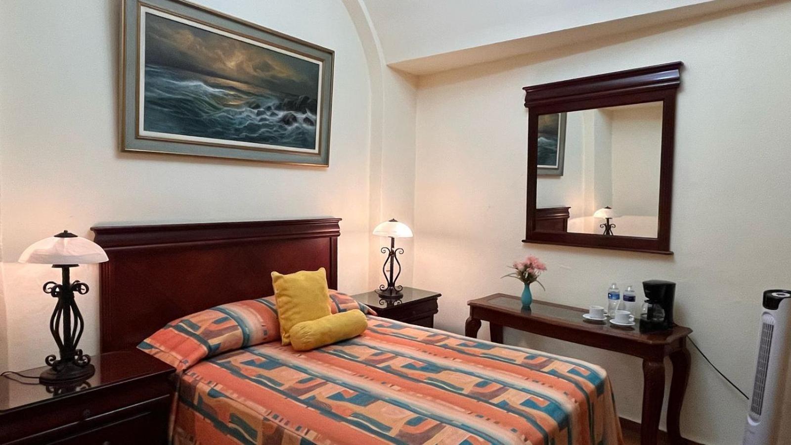 Hotel Antigua Casa De Piedra Σαν Μιγκέλ ντε Αγιέντε Εξωτερικό φωτογραφία